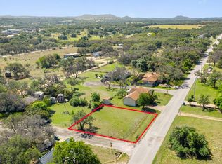 501 Ranchview Dr, Johnson City, TX 78636