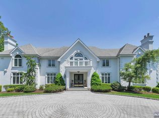 46 W Wildwood Rd, Saddle River, NJ 07458