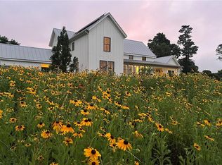 8461 Hearn Rd, Chattahoochee Hills, GA 30268