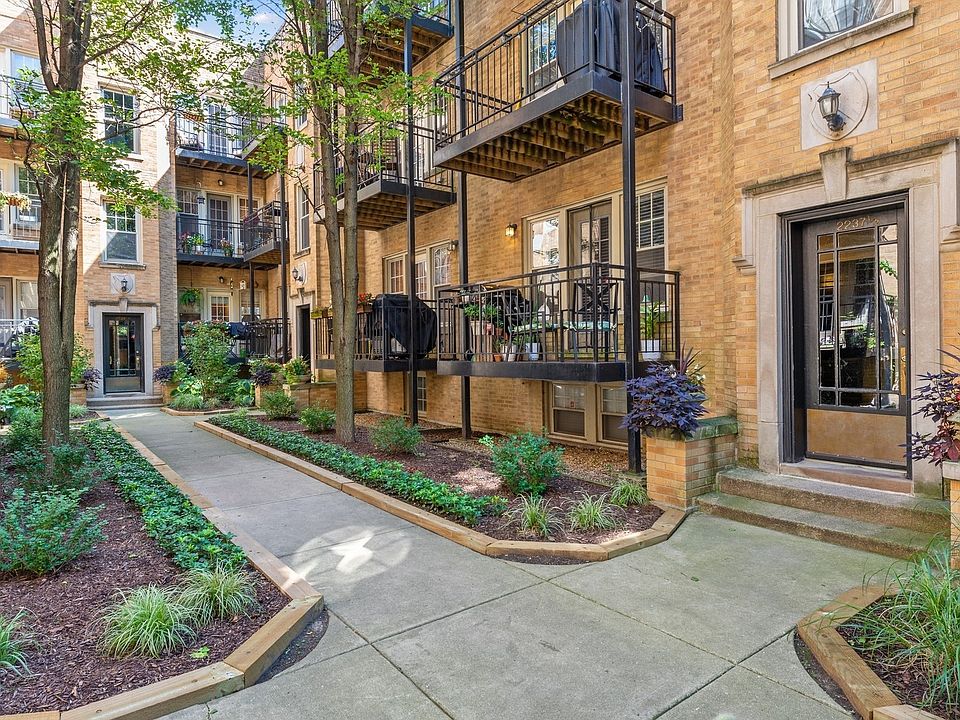 1st image of 2237.5 N Lincoln Ave #3B