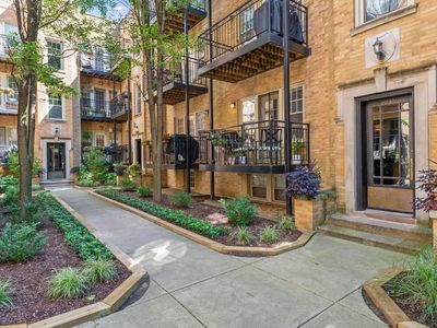 2237.5 N Lincoln Ave #3B, Chicago, IL, 60614