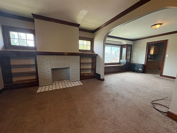 3rd image of 3090 W 110th St #Up