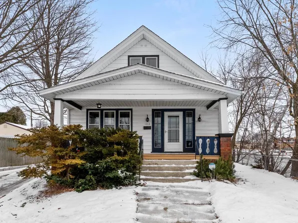 1014 South 20th STREET, Manitowoc, WI 54220