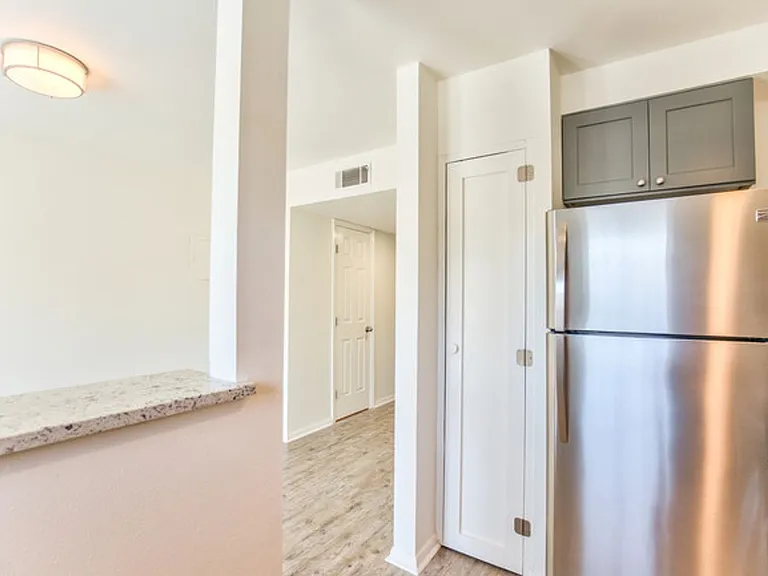 409 N Gadsden St — Photo 10