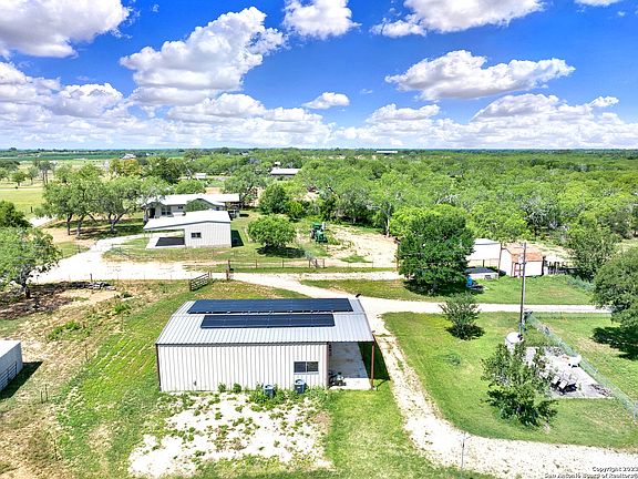 5th image of 1297 COUNTY ROAD 347