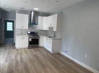 1900 Montecito Dr, Glendale, CA 91208