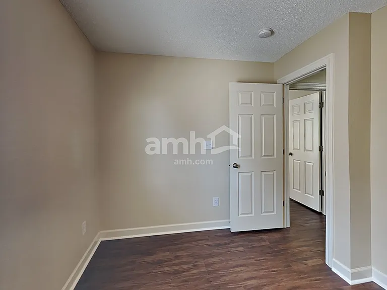 9734 Lomax Dr — Photo 18