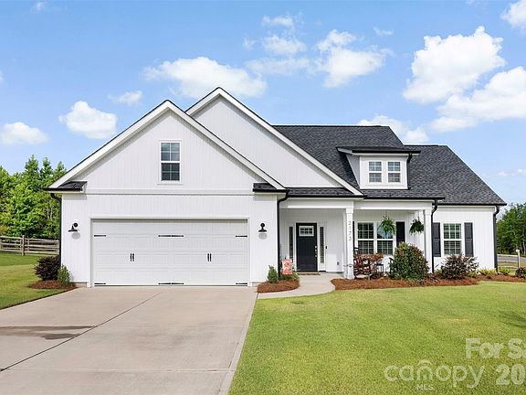 2nd image of 2173 Smith Rd