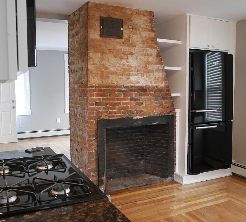 All new kitchen with original exposed brick, GE Artistry app
