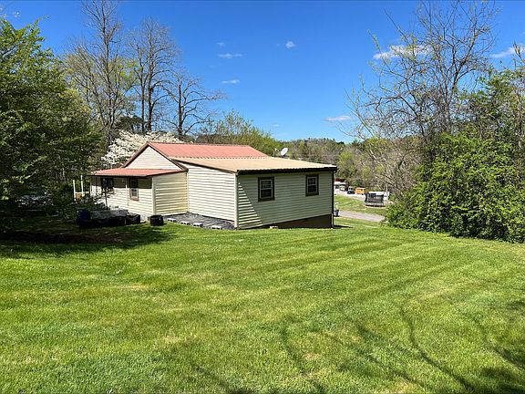 5th image of 1229 Sugar Fork Rd