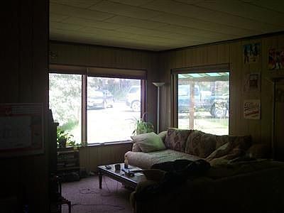 4th image of 1916 Sunnyside Blvd