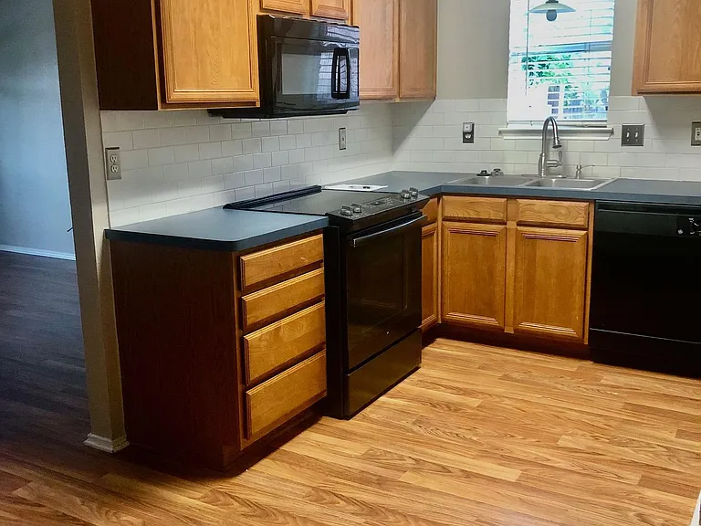 6706 Dusty Ridge Trl — Photo 6