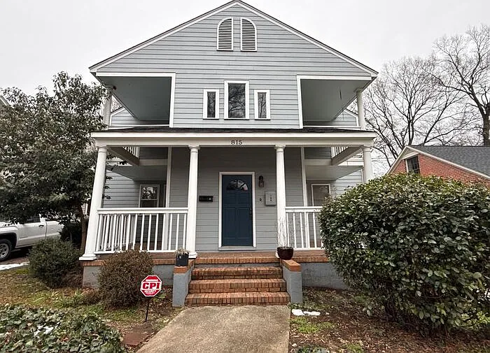 2 bed, 1.0 bath, 966 sqft, $2,595 — Photo 2