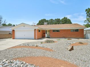 2925 Rhode Island St NE, Albuquerque, NM 87110