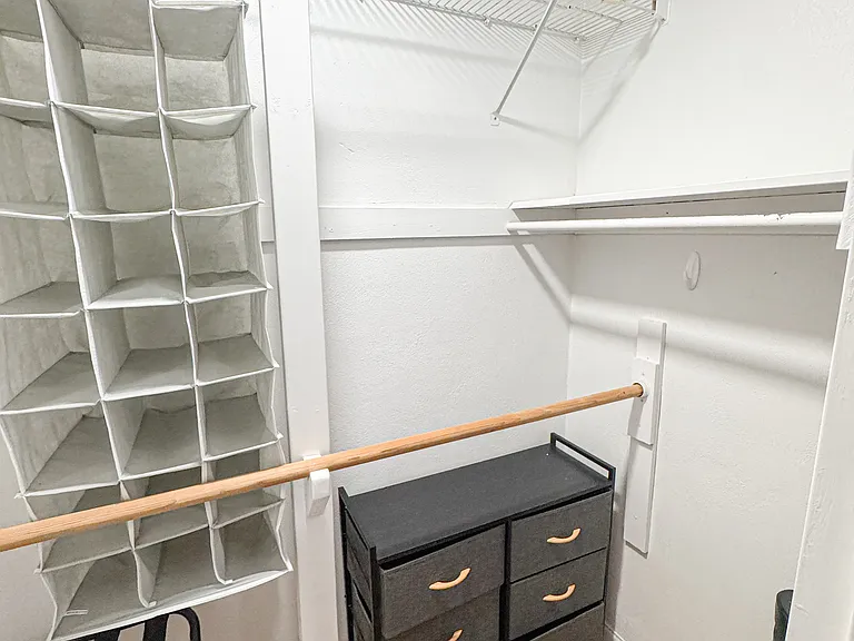 407 E Jersey St — Photo 20