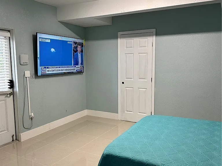 253 Bayshore Dr — Photo 38