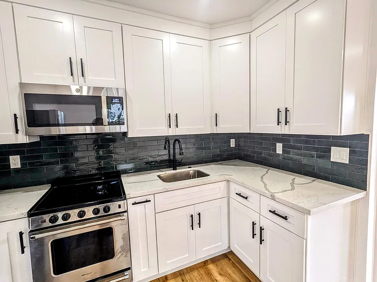 4133 Caflur Ave #B — Photo 12
