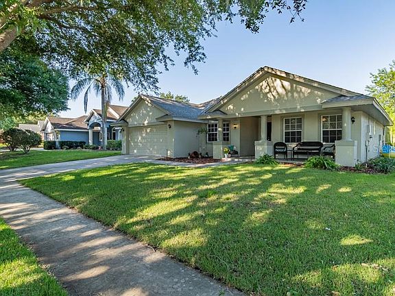 3rd image of 16643 Rockwell Heights Ln