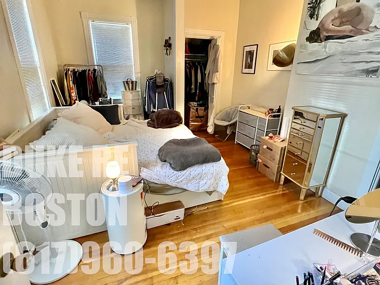 28 Cumberland St #4 — Photo 14