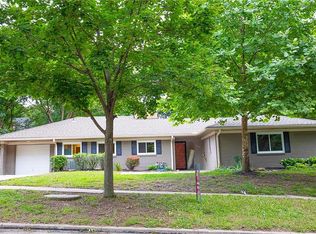 1638 Indiana St, Lawrence, KS 66044