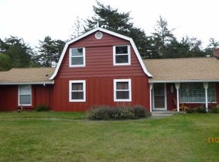 1976 Island View Rd, Oak Harbor, WA 98277