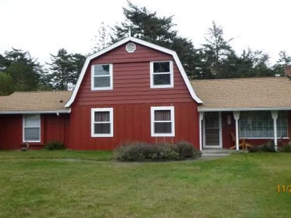 1976 Island View Rd, Oak Harbor, WA 98277