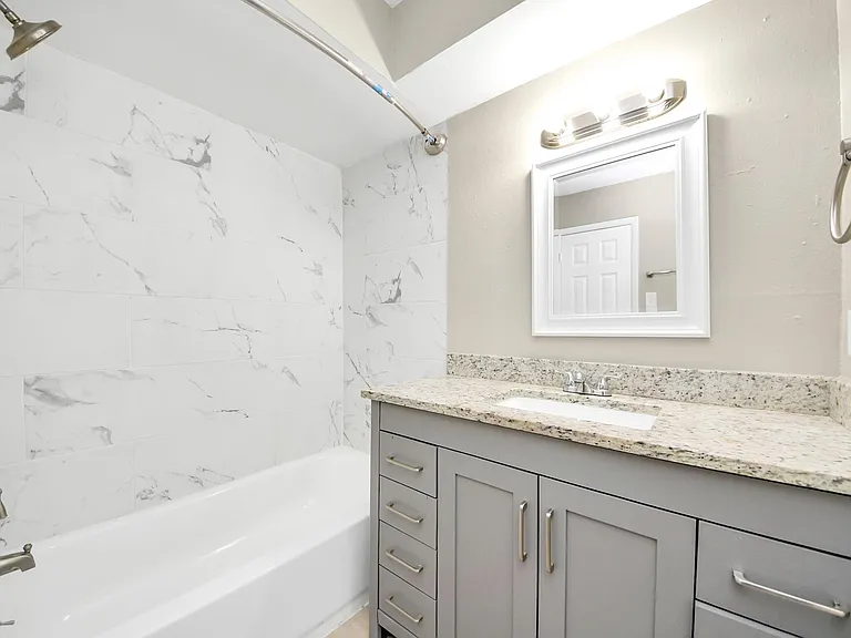 1736 Crestdale Dr #8 — Photo 20