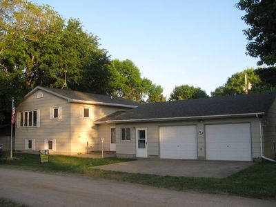 48112 Sunshine Rd Big Stone City Sd 57216 Zillow