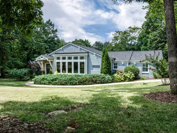 765 Brook Hollow Rd, Nashville, TN 37205