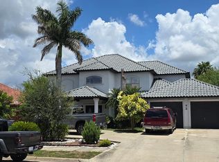 1925 Costa Del Sol Dr, Brownsville, TX 78520