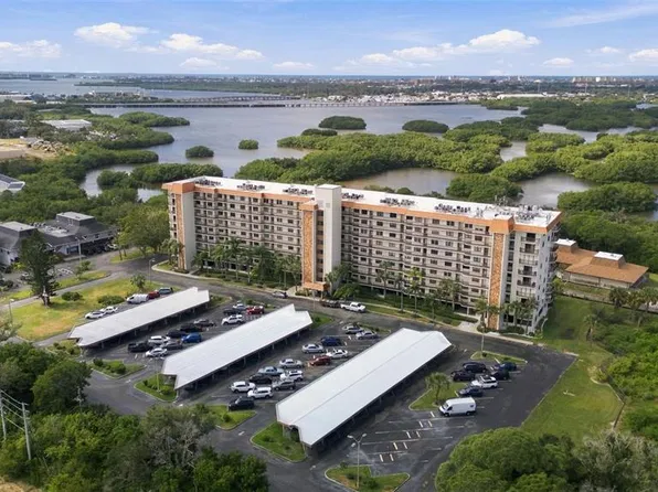 5400 Park St N APT 109, Saint Petersburg, FL 33709