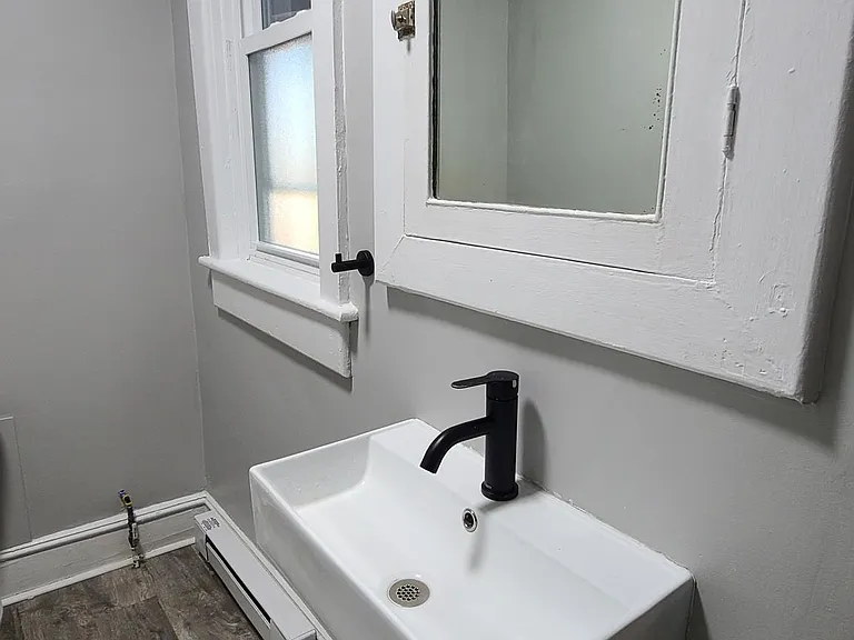 631 N New St #3N — Photo 24