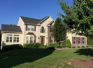 7 Quiet Pond Ct, Mechanicsburg, PA 17050