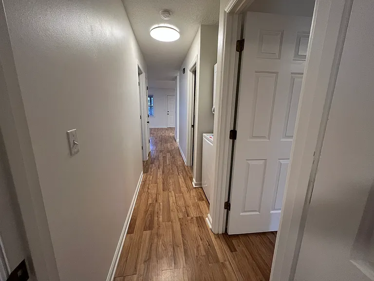 6 Trotter Pl — Photo 17