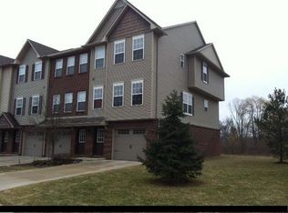 2163 Knotty Pine Trl, Howell, MI 48855