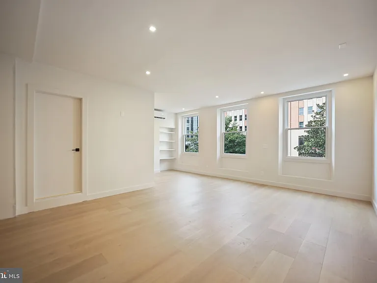 1329 Connecticut Ave NW #201 — Photo 6