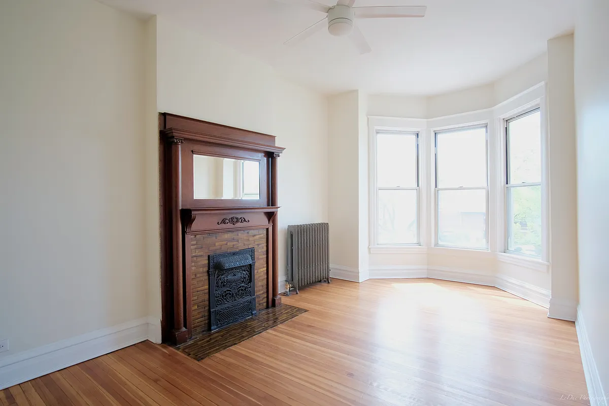 Building Photo - 316 Lake St #2F