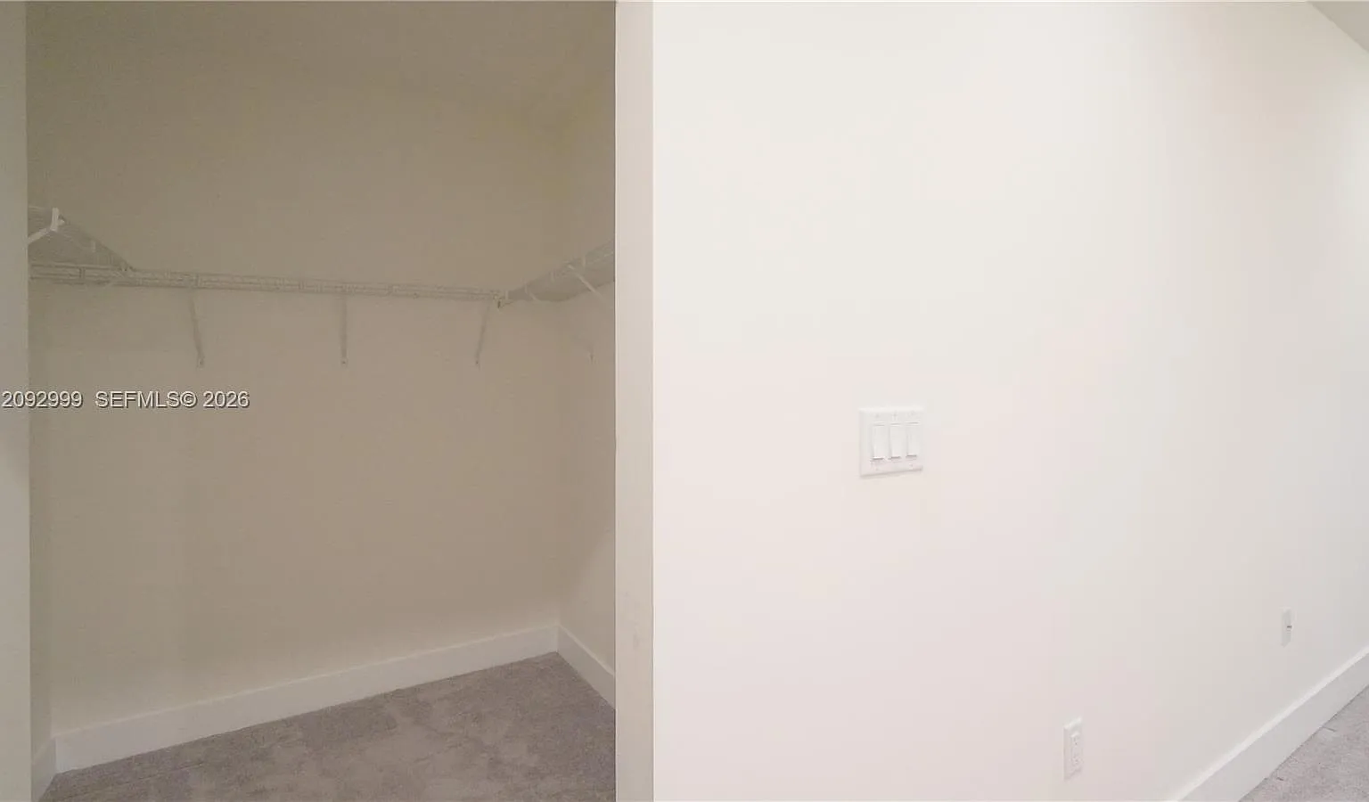 3 bed, 2.5 bath, 1315 sqft, $3,300 — Photo 2