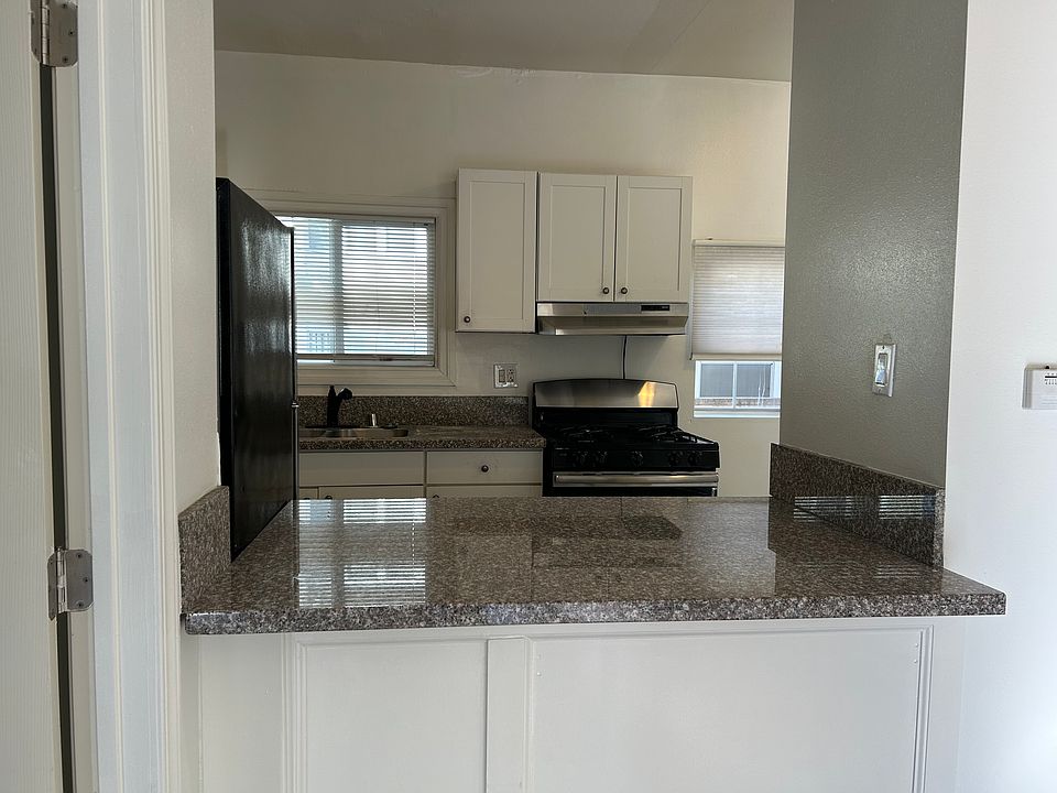 Kitchen counter