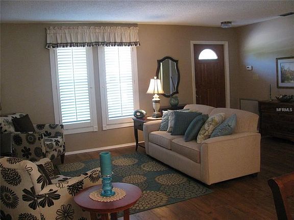 4th image of 22141 Little Falls Ave