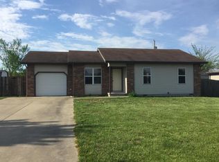530 Travis St, Marshfield, MO 65706