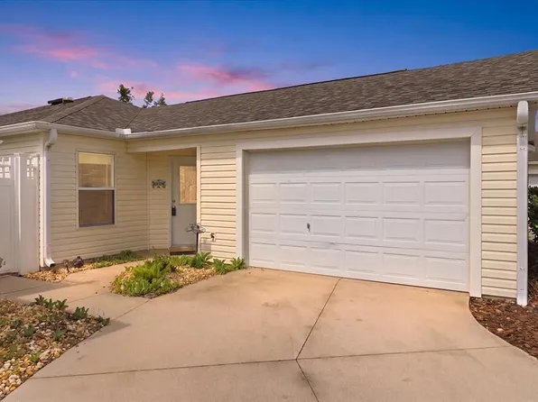 2445 Greenhill Trl, The Villages, FL 32162