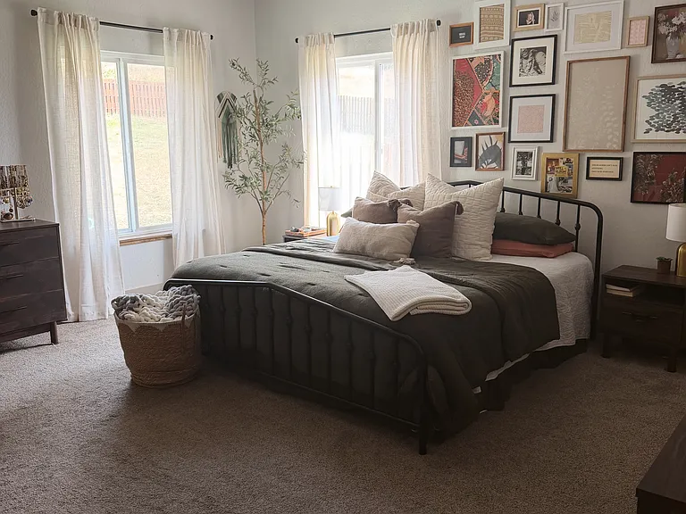 110 Bernie Rd — Photo 30