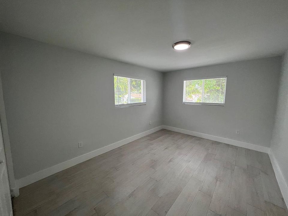 1st image of 465 NE 59th St Unit 22-465-22