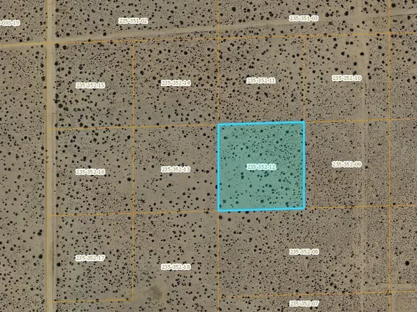 Vic Denise Ave, Mojave, CA 93501