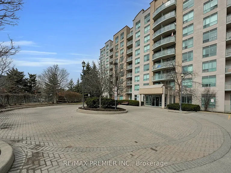 51 Baffin Ct #220 — Photo 4