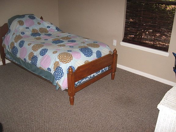 4th image of 3124 Evans Ave