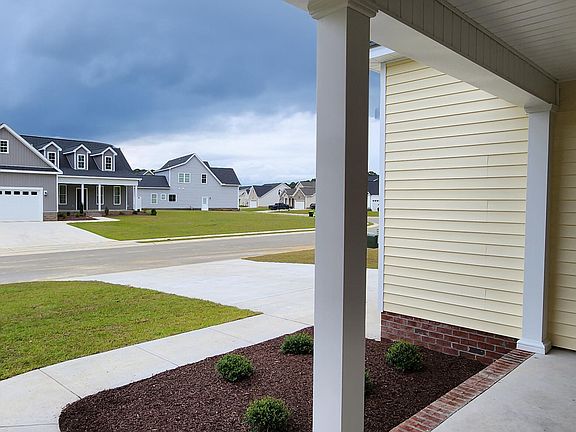 3rd image of 3253 School View Drive