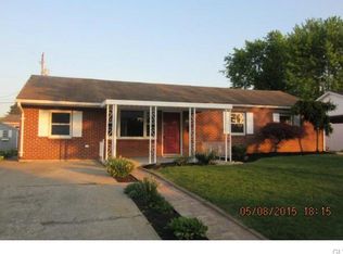 3042 Salisbury Dr, Allentown, PA 18103