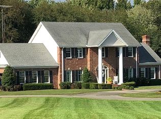 1504 Barnett Rd, Harrisburg, IL 62946